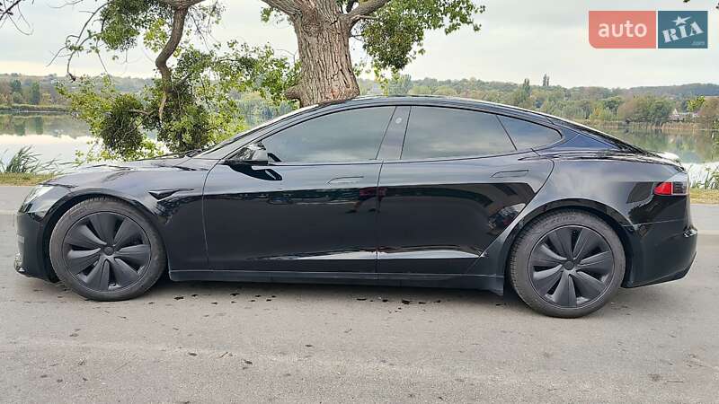 Ліфтбек Tesla Model S 2021 в Києві