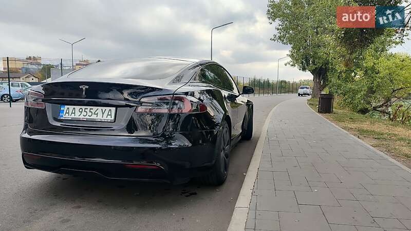 Ліфтбек Tesla Model S 2021 в Києві