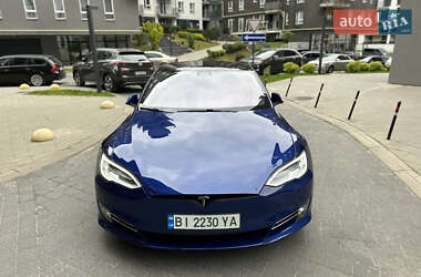 Лифтбек Tesla Model S 2020 в 