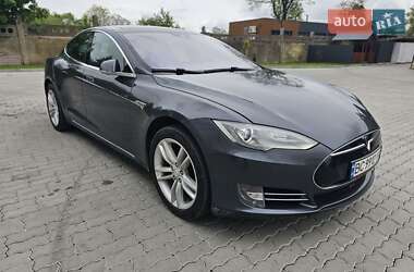 Ліфтбек Tesla Model S 2015 в 