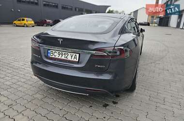 Ліфтбек Tesla Model S 2015 в 