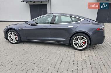 Ліфтбек Tesla Model S 2015 в 
