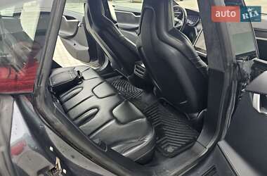Ліфтбек Tesla Model S 2015 в 