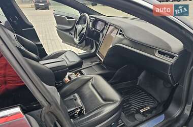 Ліфтбек Tesla Model S 2015 в 