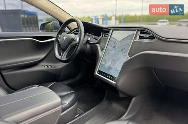 Ліфтбек Tesla Model S 2015 в 
