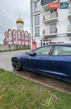 Лифтбек Tesla Model S 2021 в 