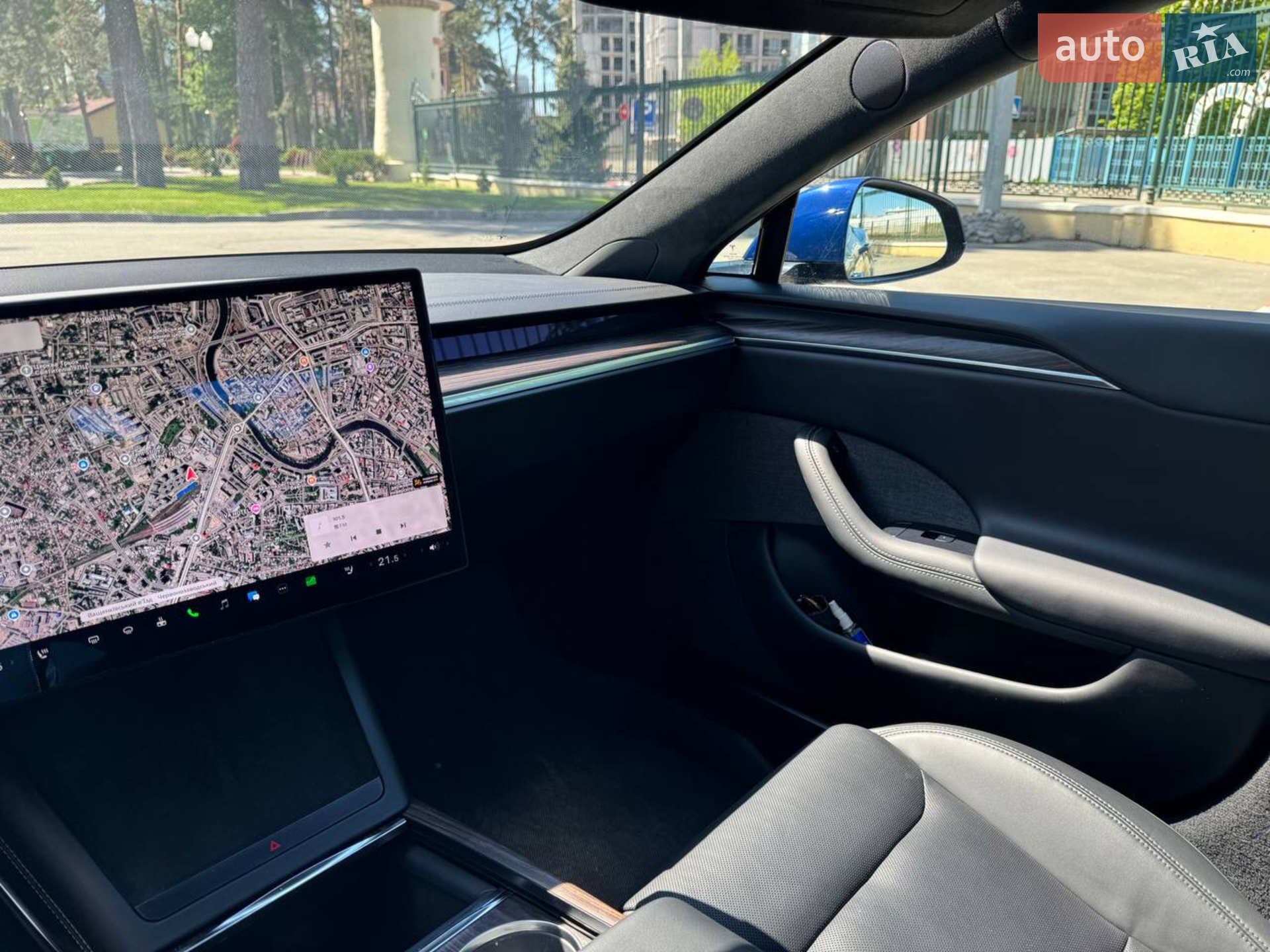2022 Tesla Model S - мініатюра 10