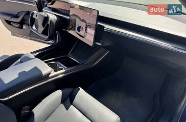 Лифтбек Tesla Model S 2022 в 