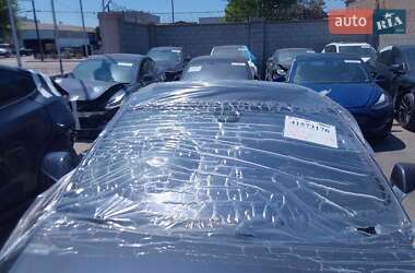 Лифтбек Tesla Model S 2014 в 