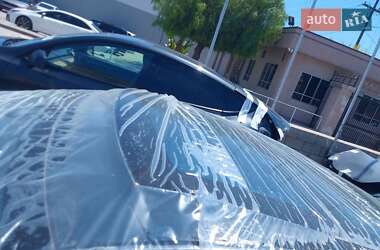 Лифтбек Tesla Model S 2014 в 