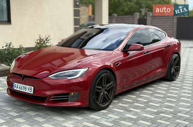 Ліфтбек Tesla Model S 2016 в Миколаєві