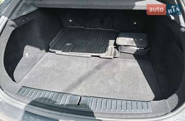 Лифтбек Tesla Model S 2021 в 