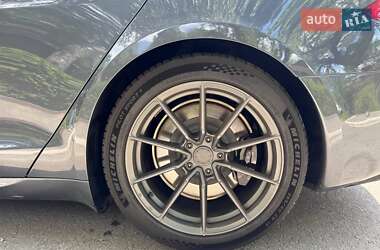 Лифтбек Tesla Model S 2021 в 