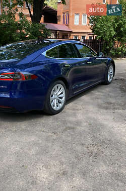 Лифтбек Tesla Model S 2019 в 