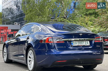 Ліфтбек Tesla Model S 2017 в 
