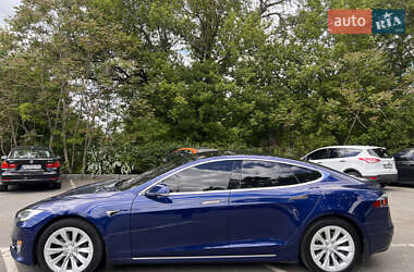Ліфтбек Tesla Model S 2017 в 