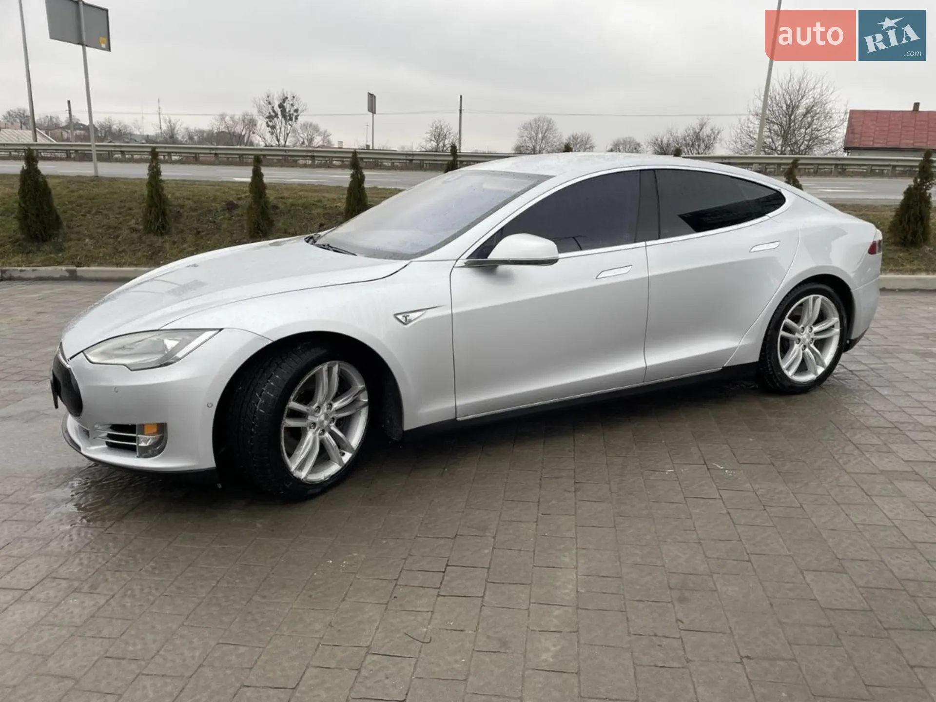 2015 Tesla Model S - мініатюра 2