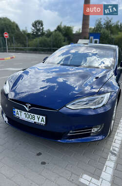 Лифтбек Tesla Model S 2018 в Коломые