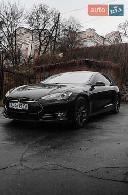 Ліфтбек Tesla Model S 2013 в 