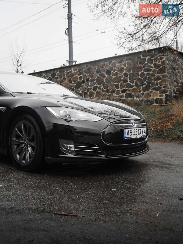 Лифтбек Tesla Model S 2013 в Виннице фото 8 Лифтбек Tesla Model S 2013 в Виннице