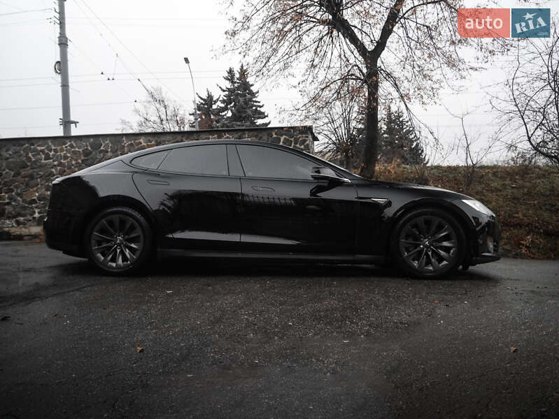 Лифтбек Tesla Model S 2013 в Виннице фото 10 Лифтбек Tesla Model S 2013 в Виннице