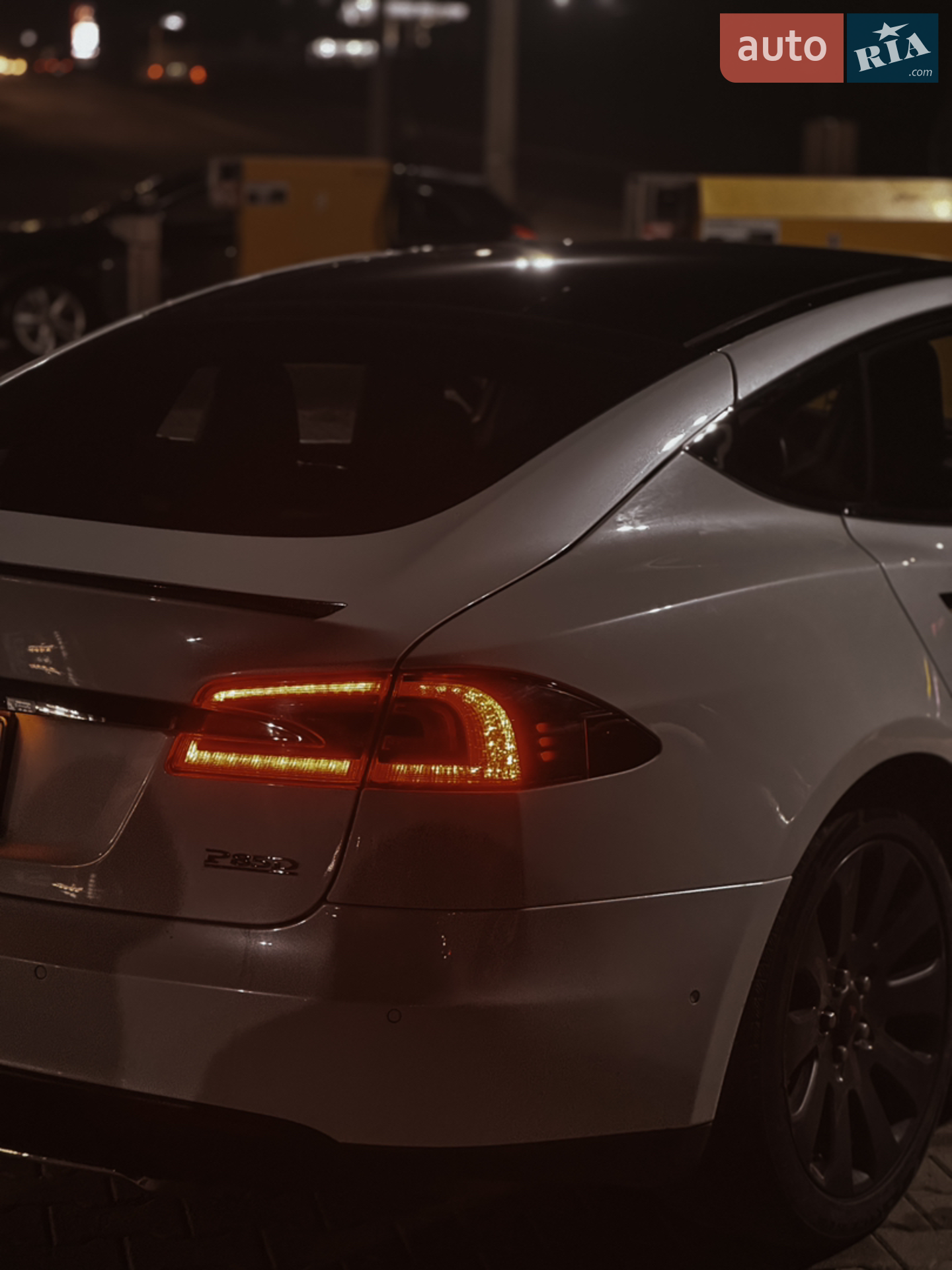 2014 Tesla Model S - мініатюра 5