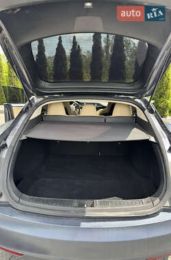 Лифтбек Tesla Model S 2015 в 