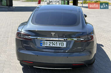 Лифтбек Tesla Model S 2017 в 