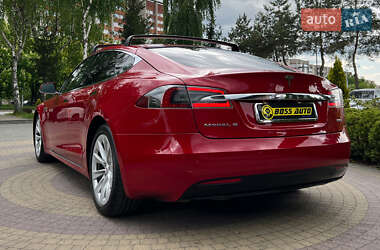 Лифтбек Tesla Model S 2016 в 