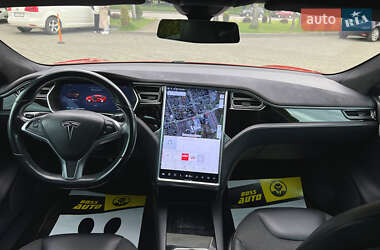 Лифтбек Tesla Model S 2016 в 