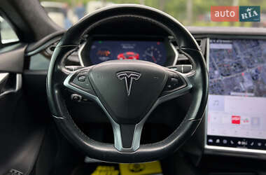 Лифтбек Tesla Model S 2016 в 