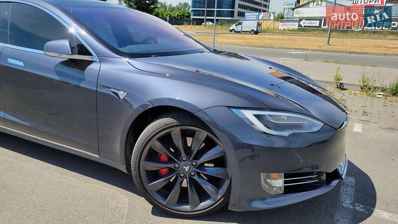 Лифтбек Tesla Model S 2017 в Киеве фото 14 Лифтбек Tesla Model S 2017 в Киеве
