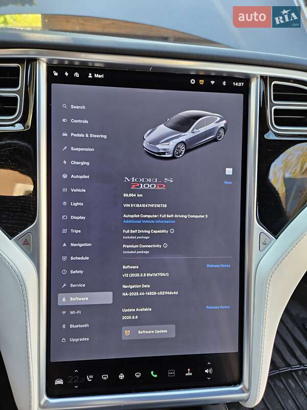 Ліфтбек Tesla Model S 2017 в Києві