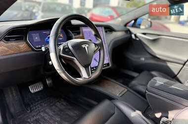 Лифтбек Tesla Model S 2019 в 