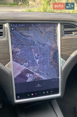 Ліфтбек Tesla Model S 2016 в 
