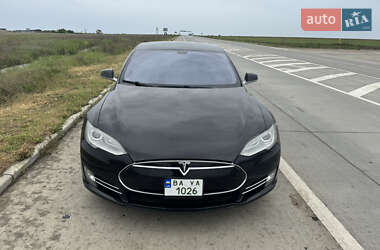 Ліфтбек Tesla Model S 2014 в Миколаєві