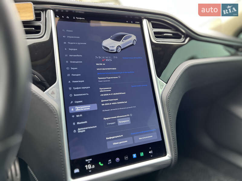 Лифтбек Tesla Model S 2014 в Ивано-Франковске