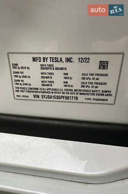Лифтбек Tesla Model S 2022 в 
