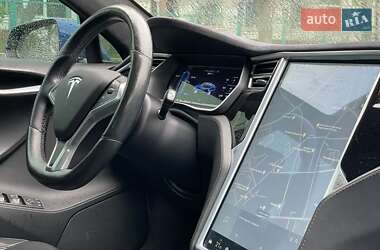 Ліфтбек Tesla Model S 2015 в 