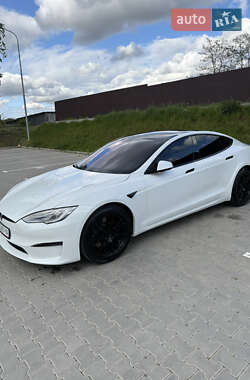 Лифтбек Tesla Model S 2021 в 