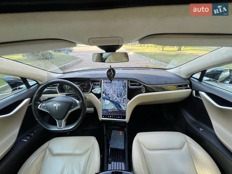 Лифтбек Tesla Model S 2015 в Житомире фото 31 Лифтбек Tesla Model S 2015 в Житомире