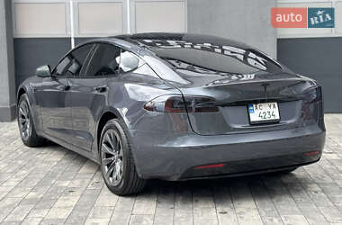 Лифтбек Tesla Model S 2017 в 