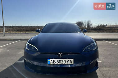 Ліфтбек Tesla Model S 2022 в 