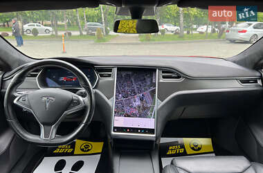 Лифтбек Tesla Model S 2017 в 