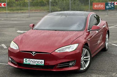 Лифтбек Tesla Model S 2019 в Киеве
