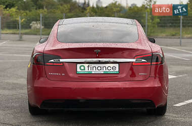 Лифтбек Tesla Model S 2019 в 