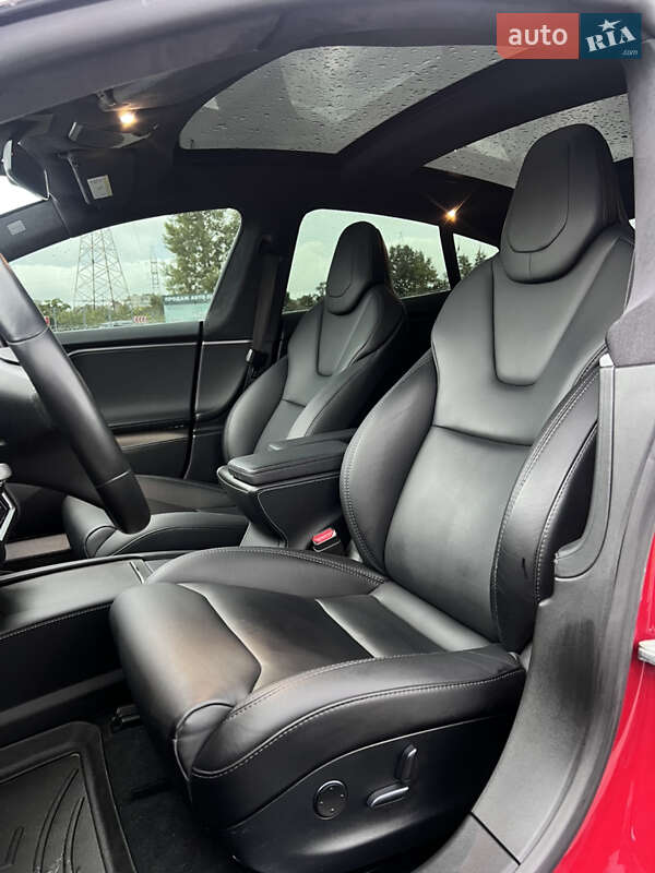 Ліфтбек Tesla Model S 2019 в Києві