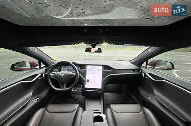 Лифтбек Tesla Model S 2019 в 