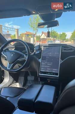 Ліфтбек Tesla Model S 2015 в 