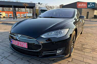 Tesla Model S 2013
